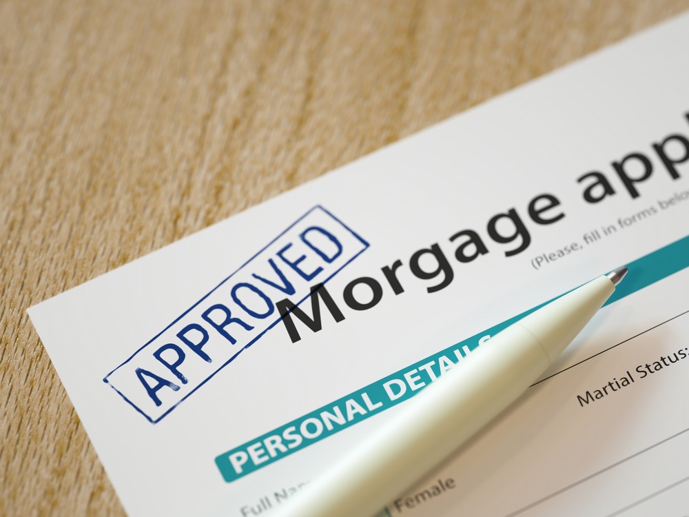 Signing with Unqualified Buyers
