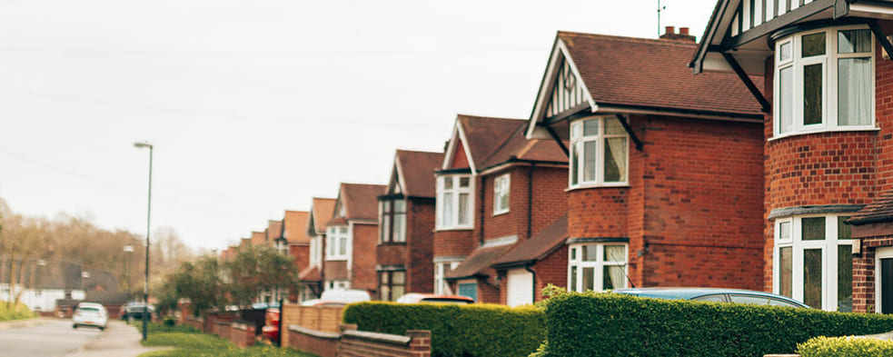 UK suburban housing representing hybrid and smaller cash buyer operators
